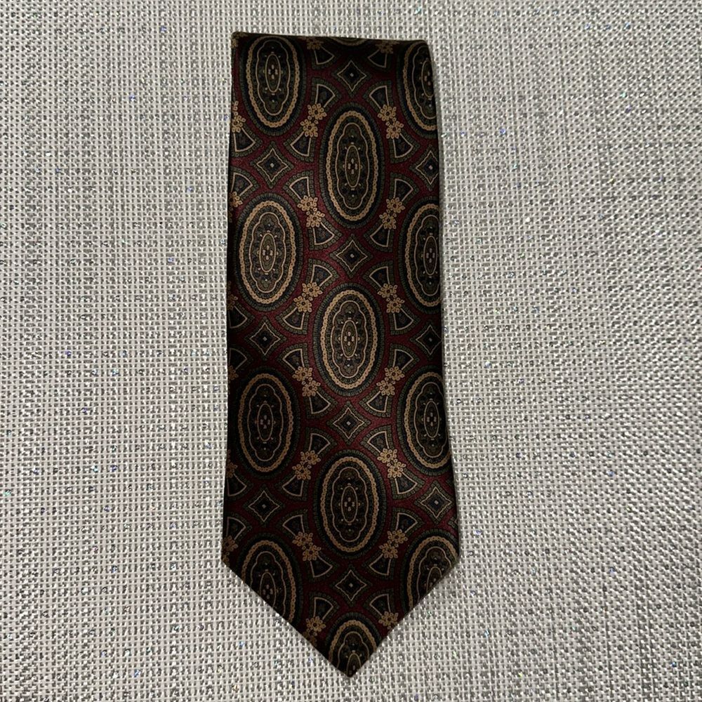 LAND’S END Stunning Burgundy Green Tan Medallion Print Silk Tie